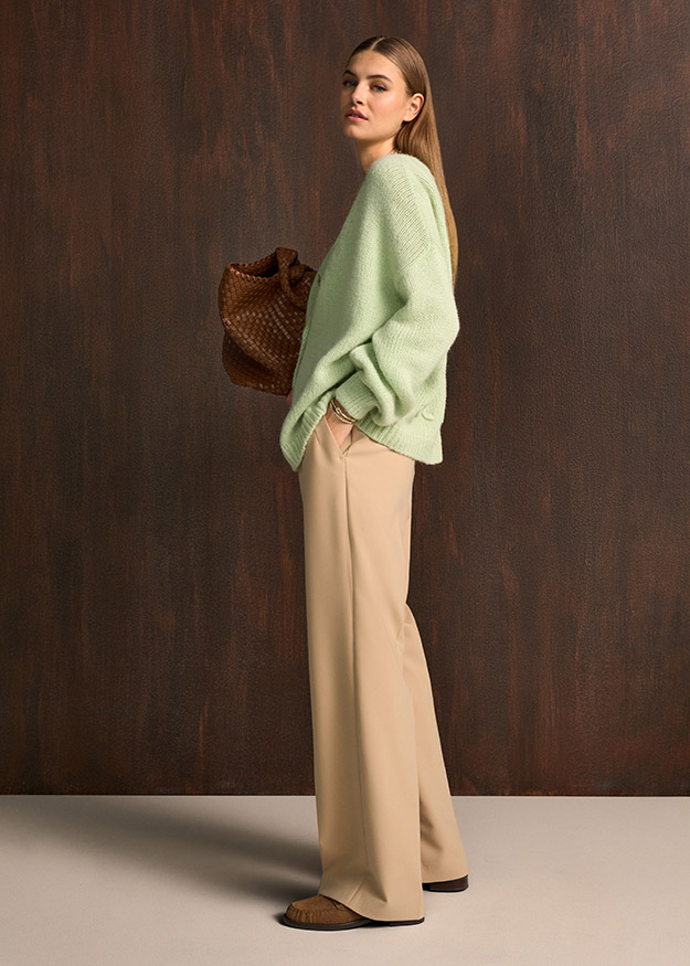 Pullover, Oversize, Mintgrün, Kuschelweich, Beige Hose