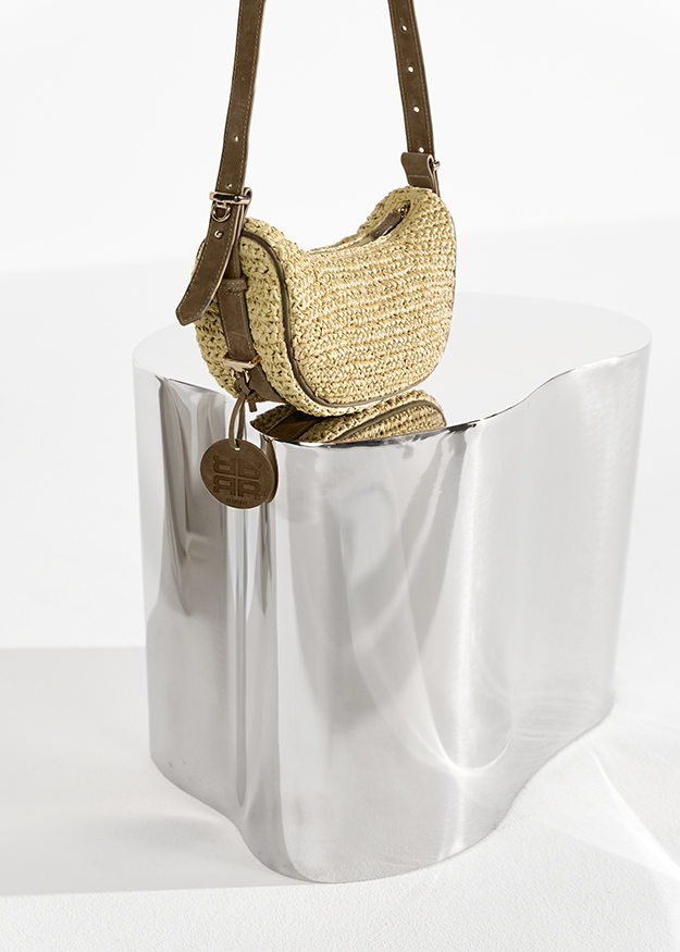 Haltertasche, Strohgeflecht, Sonnenbag, Gürteltasche, Minimalistisches Design