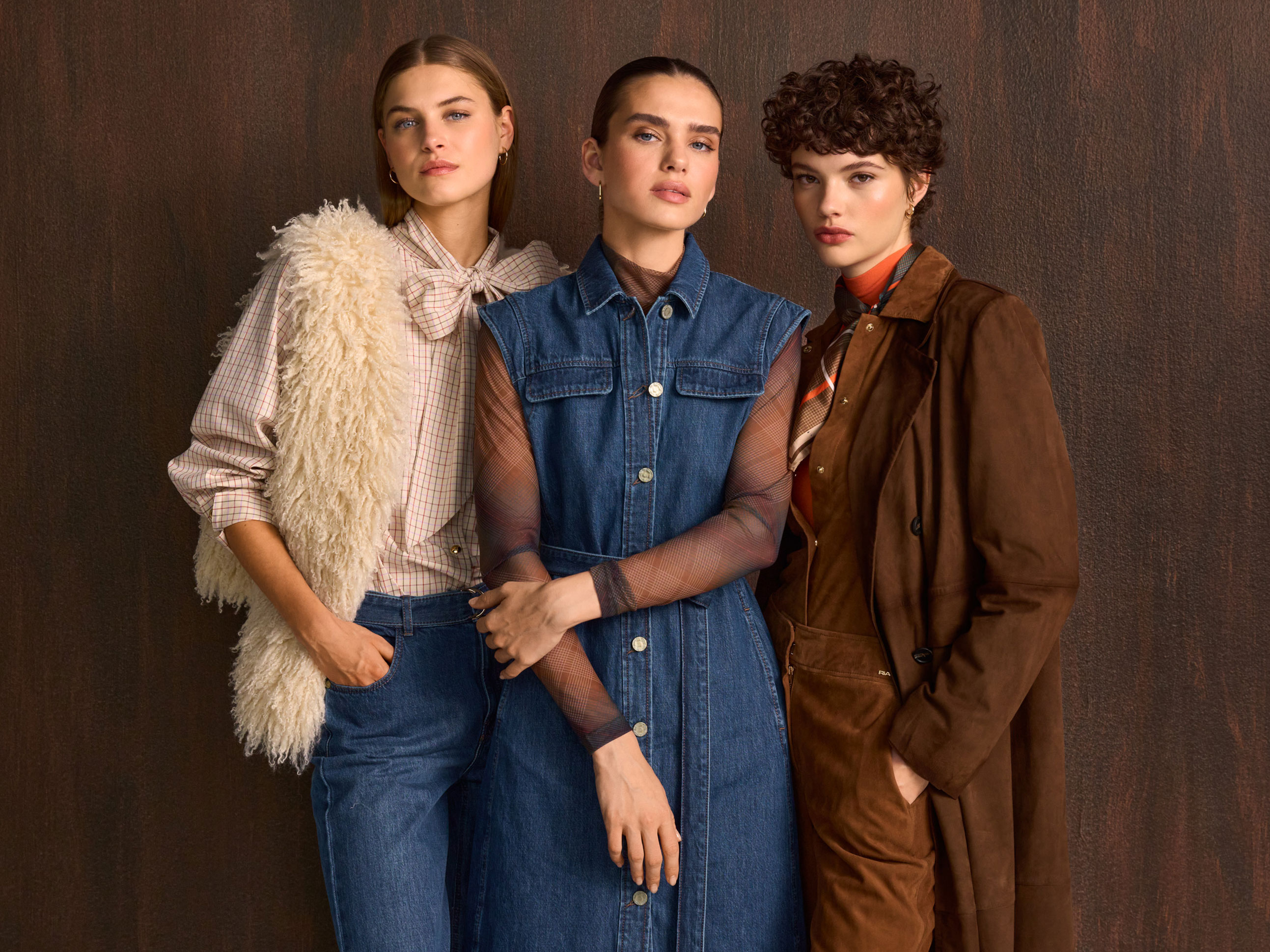 Mantel, Jacke, Hosen, Jeans, Person