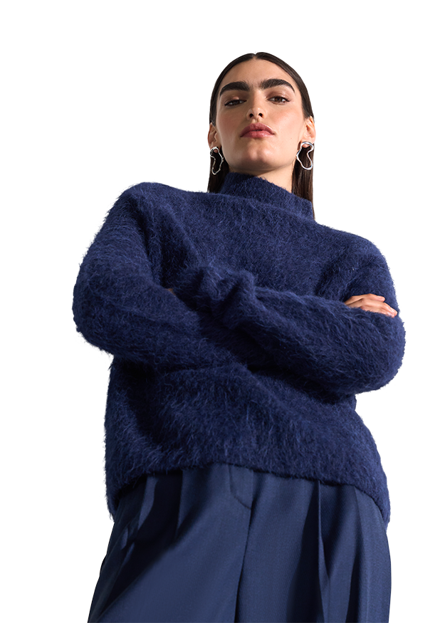 Pullover Aus Flauschigem Strick
