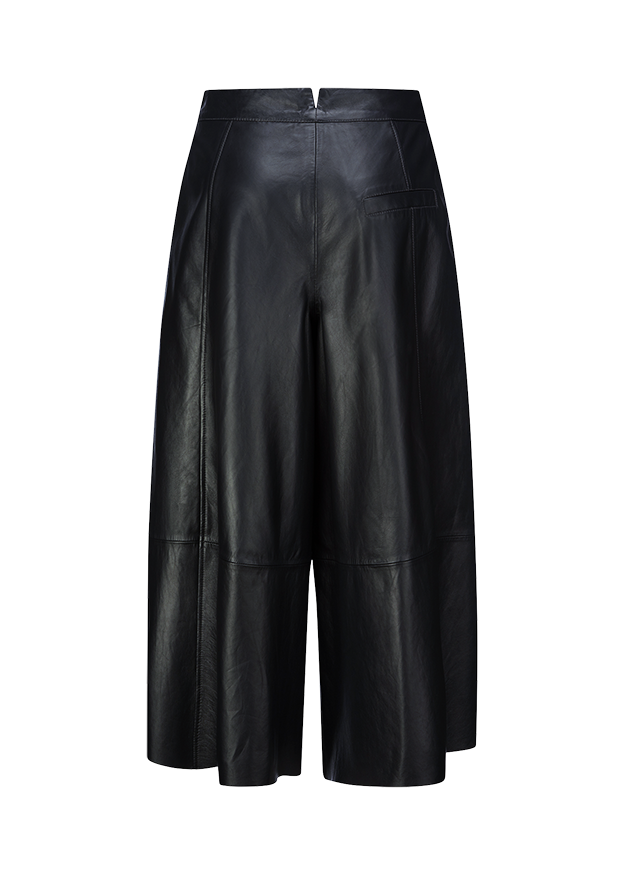 Lederschalotte, Lederhose, schwarz, weite Passform, Knie-Länge