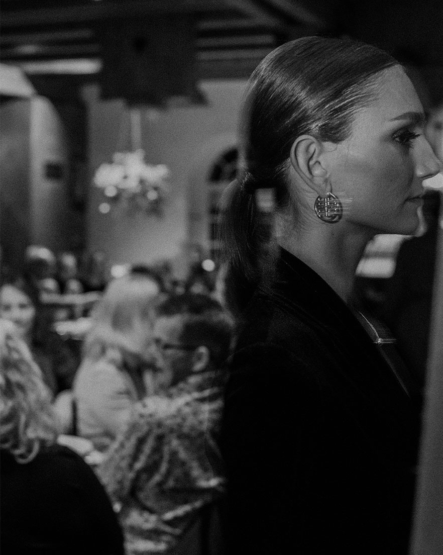 Ohrring, Hals, Person, Erwachsener, Frau