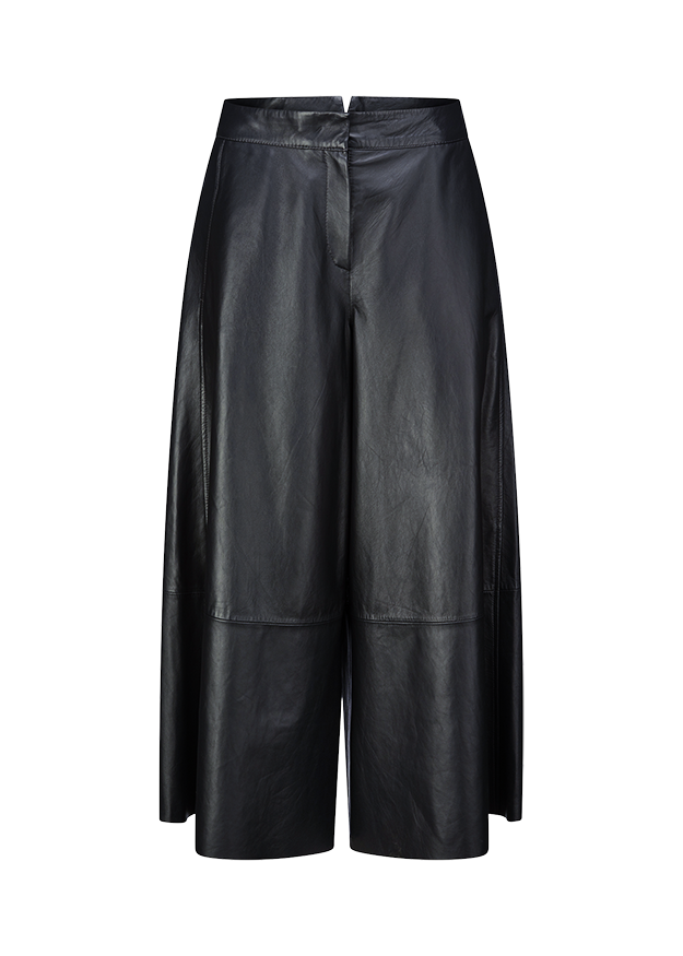 leder, lange hose, loose fit, schwarz, midik?