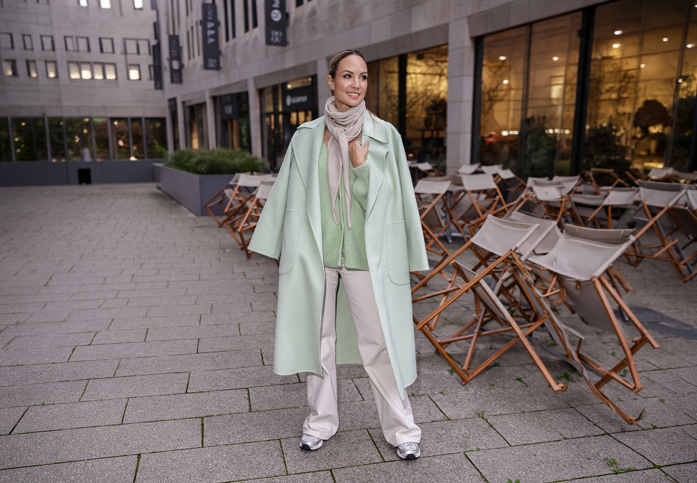 Mantel, Mintgrün, Oversize, Schal, Sneaker