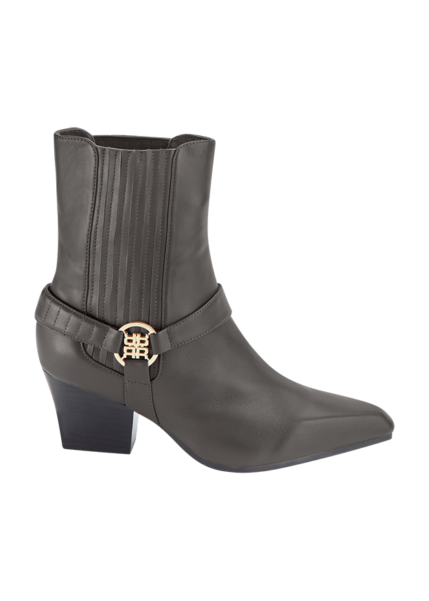 Ankle boot with block heel
