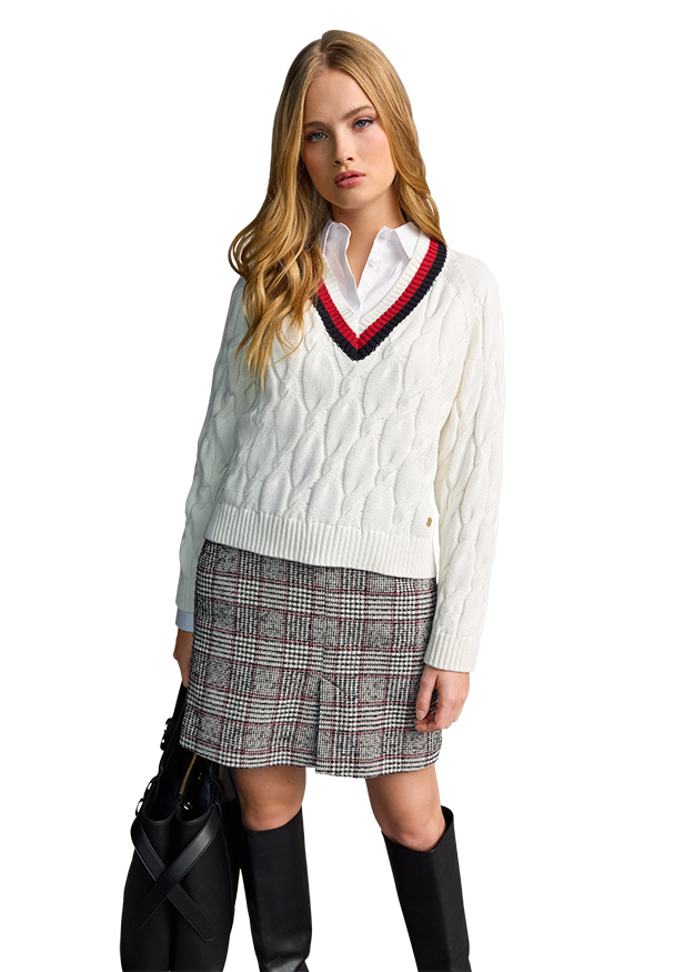 Knitted Jumper with V-Neck Knitted Jumper with V-Neck