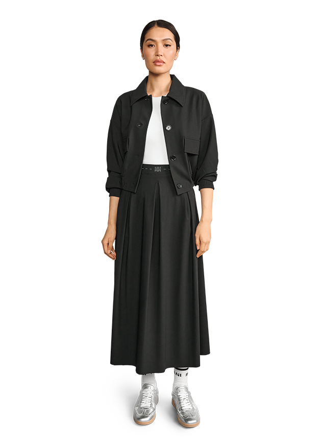 schwarz, jacke, hose, kleid, sneaker