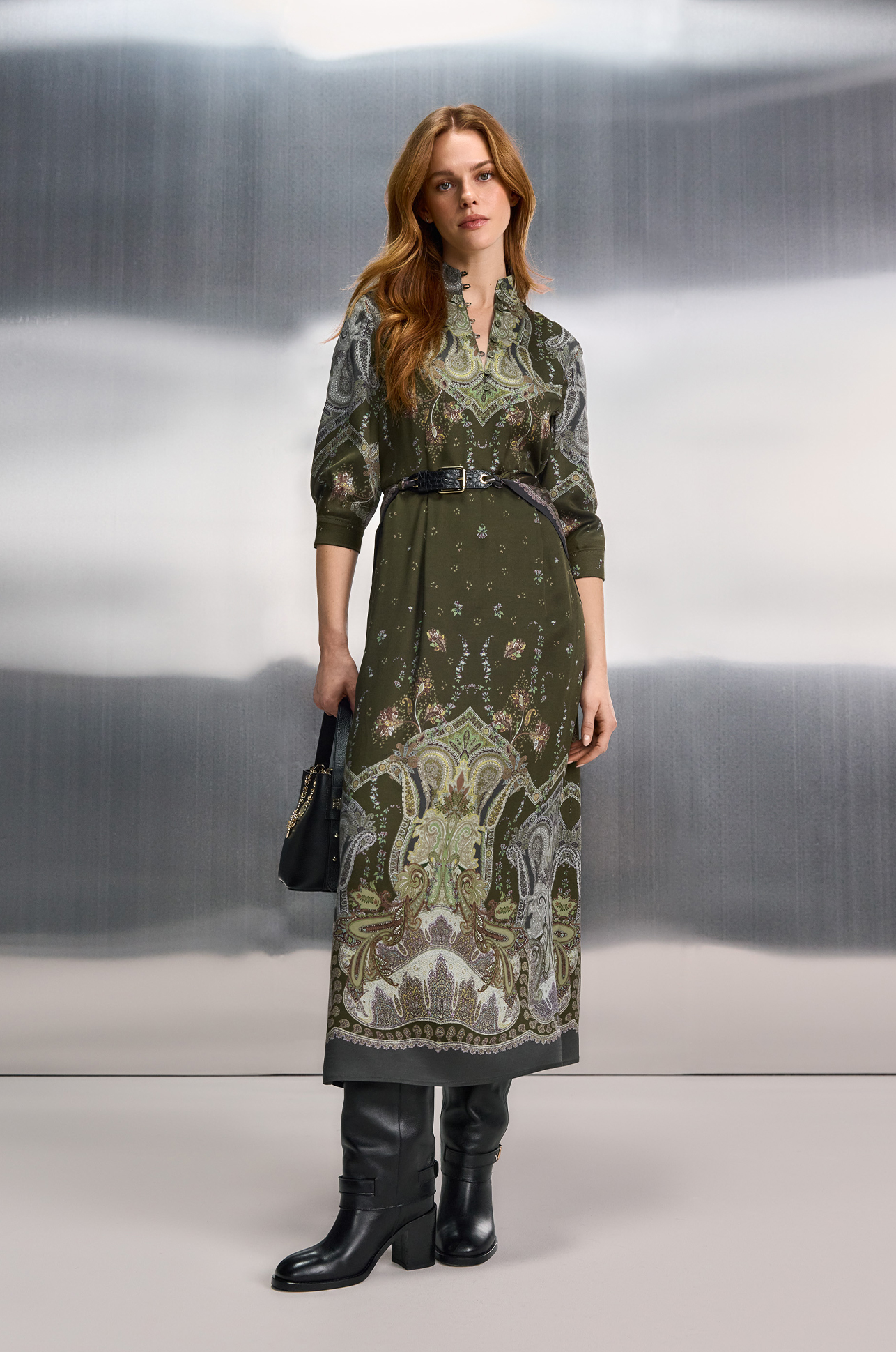 Kleid, Hemdkleid, Paisley-Print, Gürtel, Stiefel