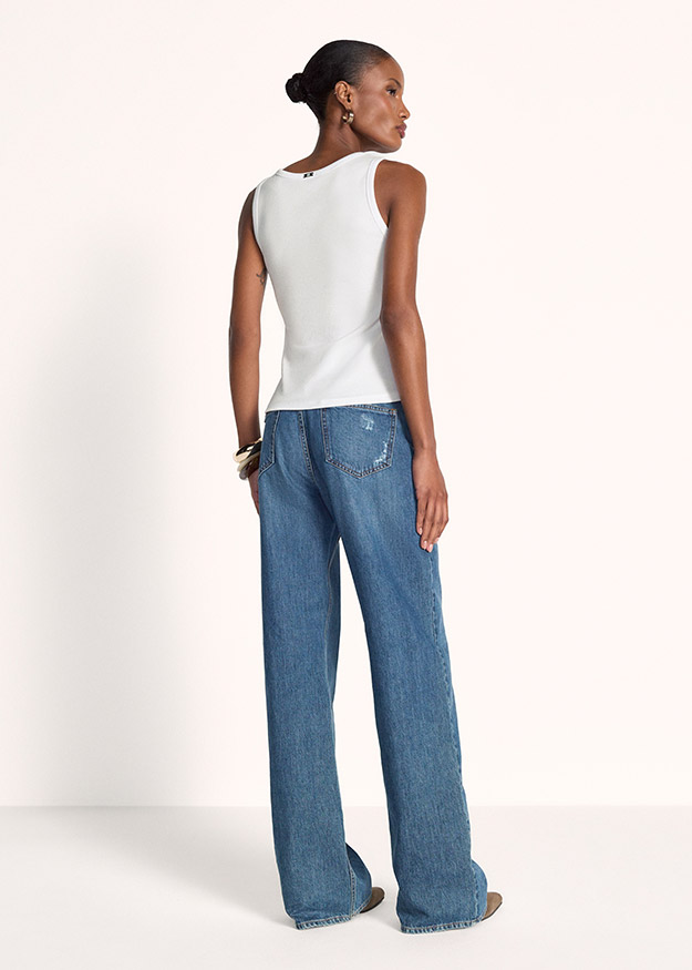 Tanktop, White, Sleeveless, Knit, Denim jeans