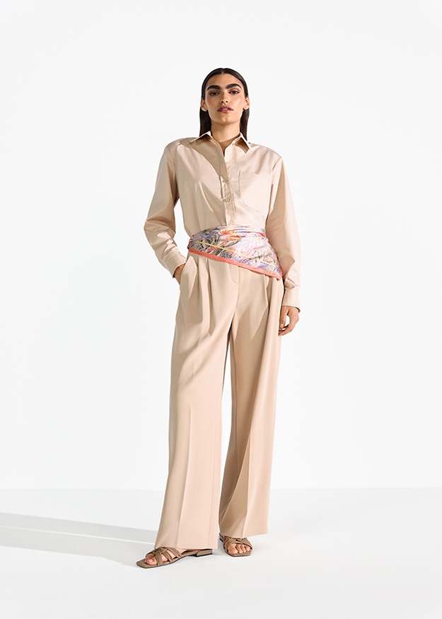 Bluse, Formelle Kleidung, Erwachsener, Person, Frau