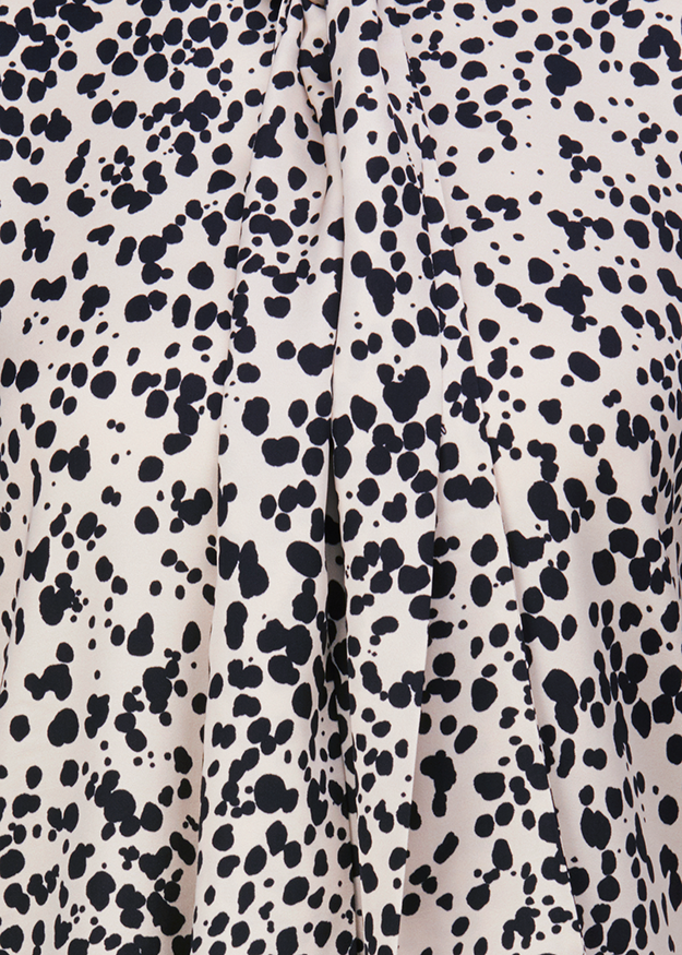 Dalmatiner Muster, Schwarze Tupfen, Beiger Hintergrund, Raffung/Detail, Stoffdruck