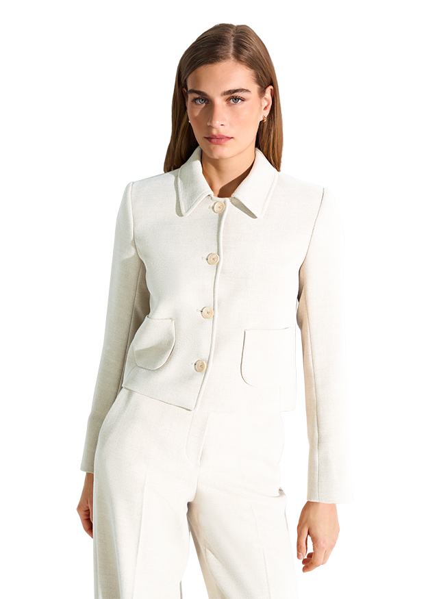 Kurze Jacke mit Hemdkragen  Kurze Jacke mit Hemdkragen