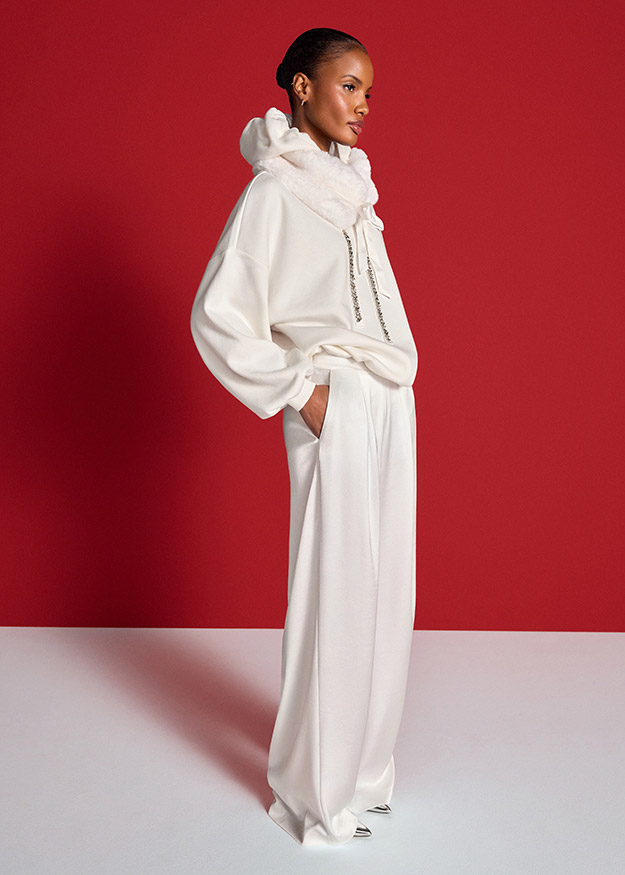 Weißer Hoodie, Kapuzenpullover, Kunstfellkragen, weite Hose, zweiteiliges Set
