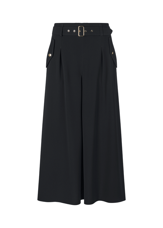 Skirt with golden Buckle