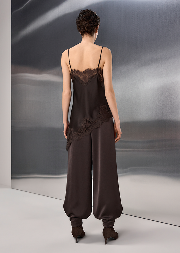 Spaghetti-Trägertop, Spitze, weite Beinhose?, Asymmetrischer Spitzenstoff, Dunkelbraun zweifarbig