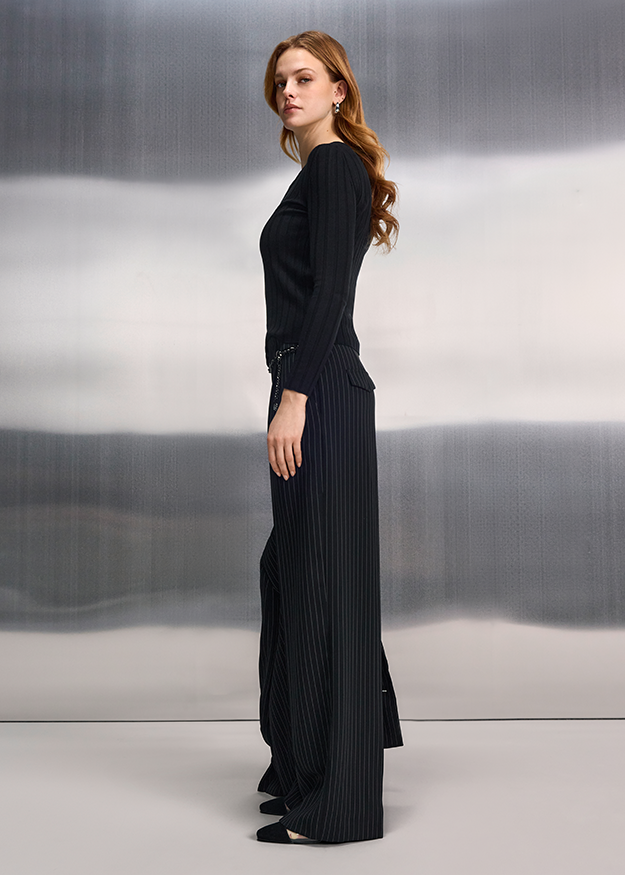 Robe, Schwarz, Rippenstrick, Langarm, Weite Hose