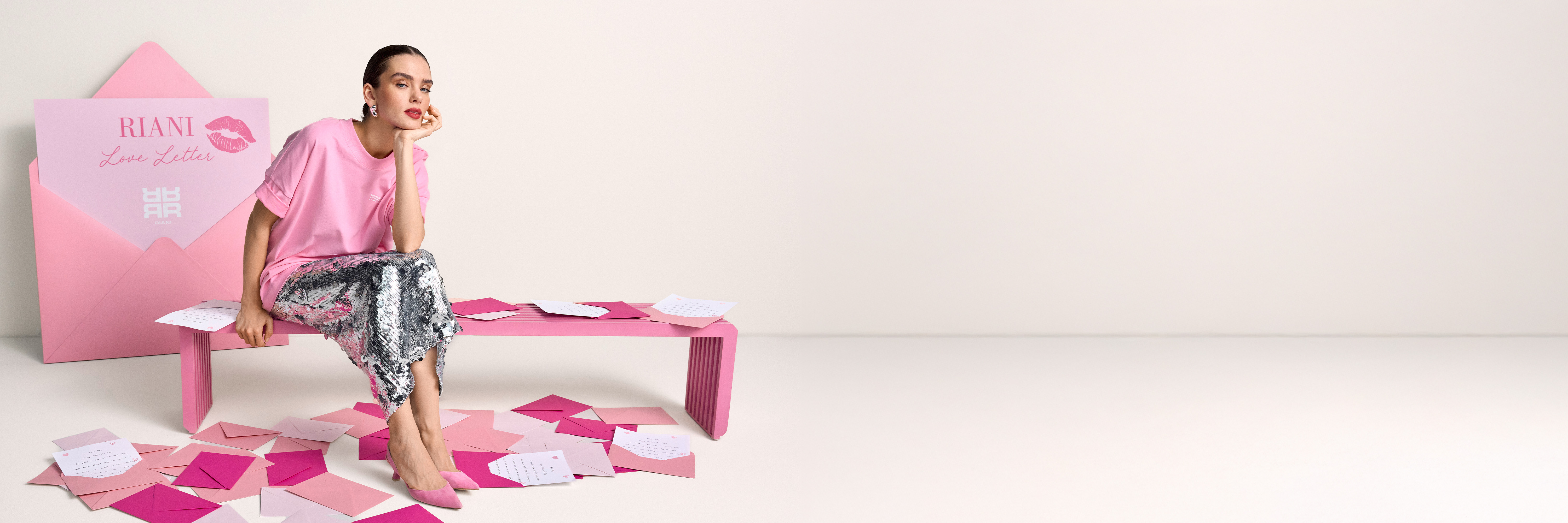 Person, Sitzen, Erwachsener, Weiblich, Frau