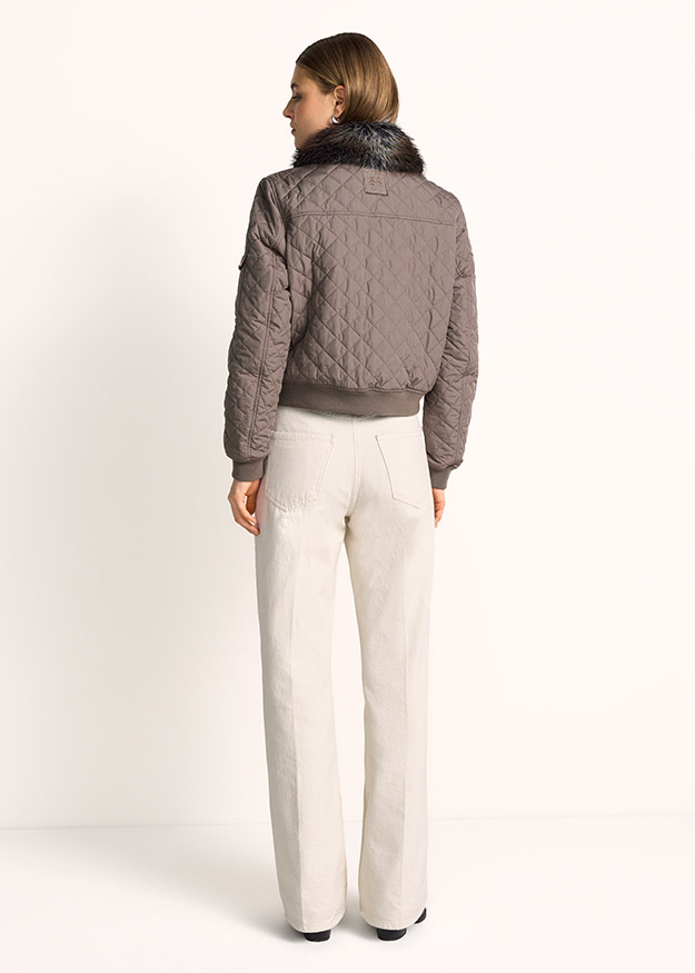 quilted jacket, puffer jacket, faux fur collar, mauve, bomber style
