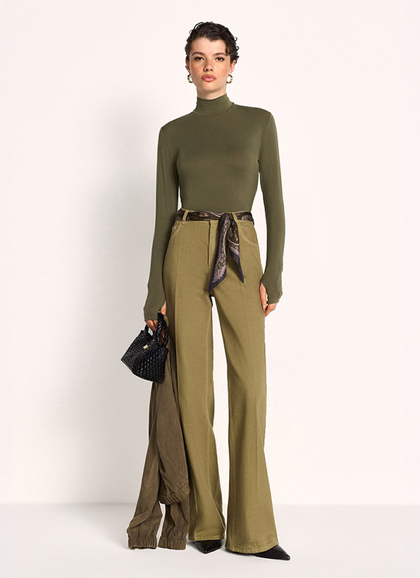 turtleneck, long-sleeve, khaki pants, high-waisted, belt scarf