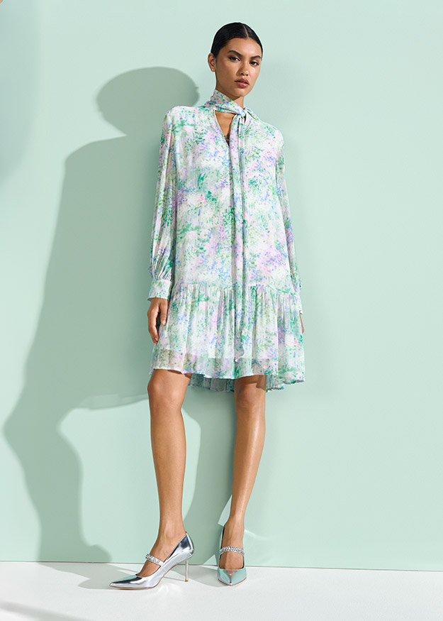 Kleid, Blumenmuster, Langarm, Chiffon, Rüschen