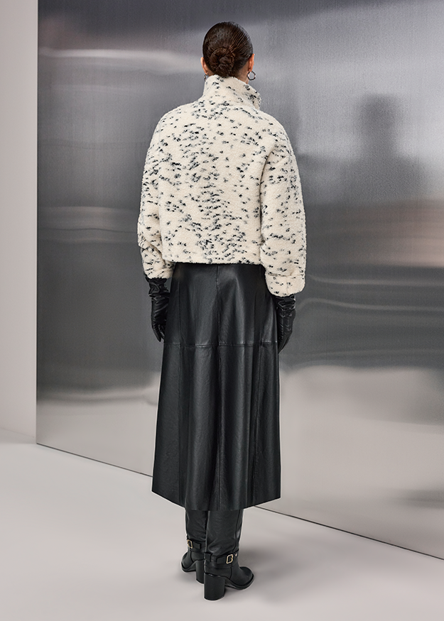 faux fur jacket, pelagejacke, bulky coat, teddy jacket, langen schwarzer rock