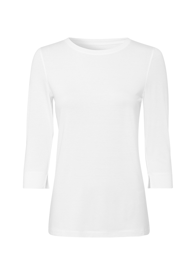 Three-quarter sleeve shirt