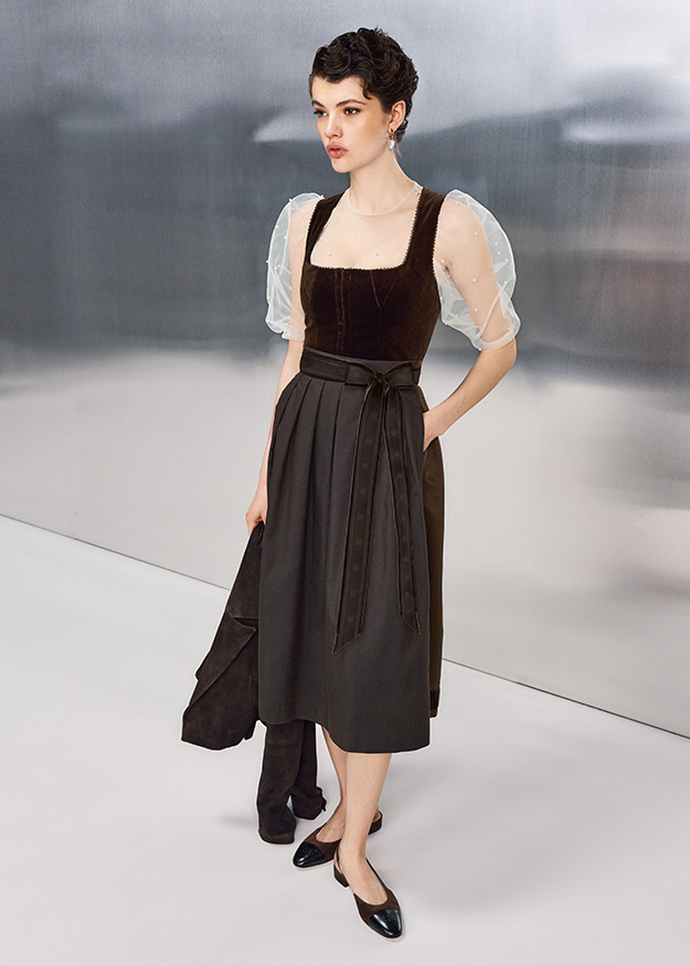 Dirndl, Schwarz, Wolkenärmel, Korsettoberteil, Mittelalterlich inspiriert
