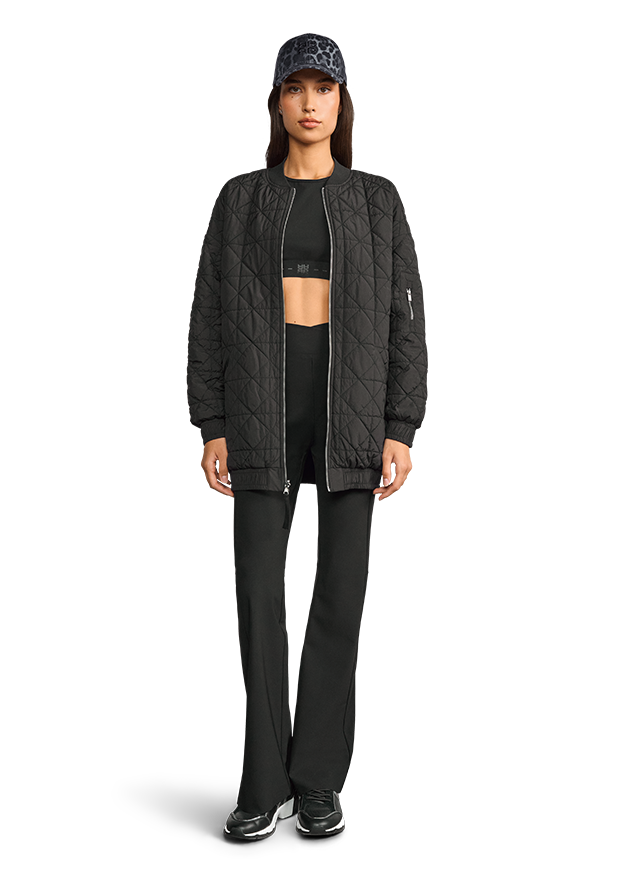 quilted jacket, schwarze jacke, langarm, baseball cap, athleisure