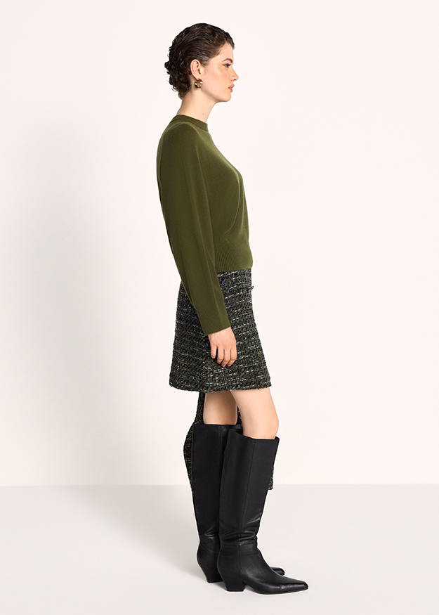Pullover, Olivgrün, Strickpullover, Tweedrock, Overknee Stiefel