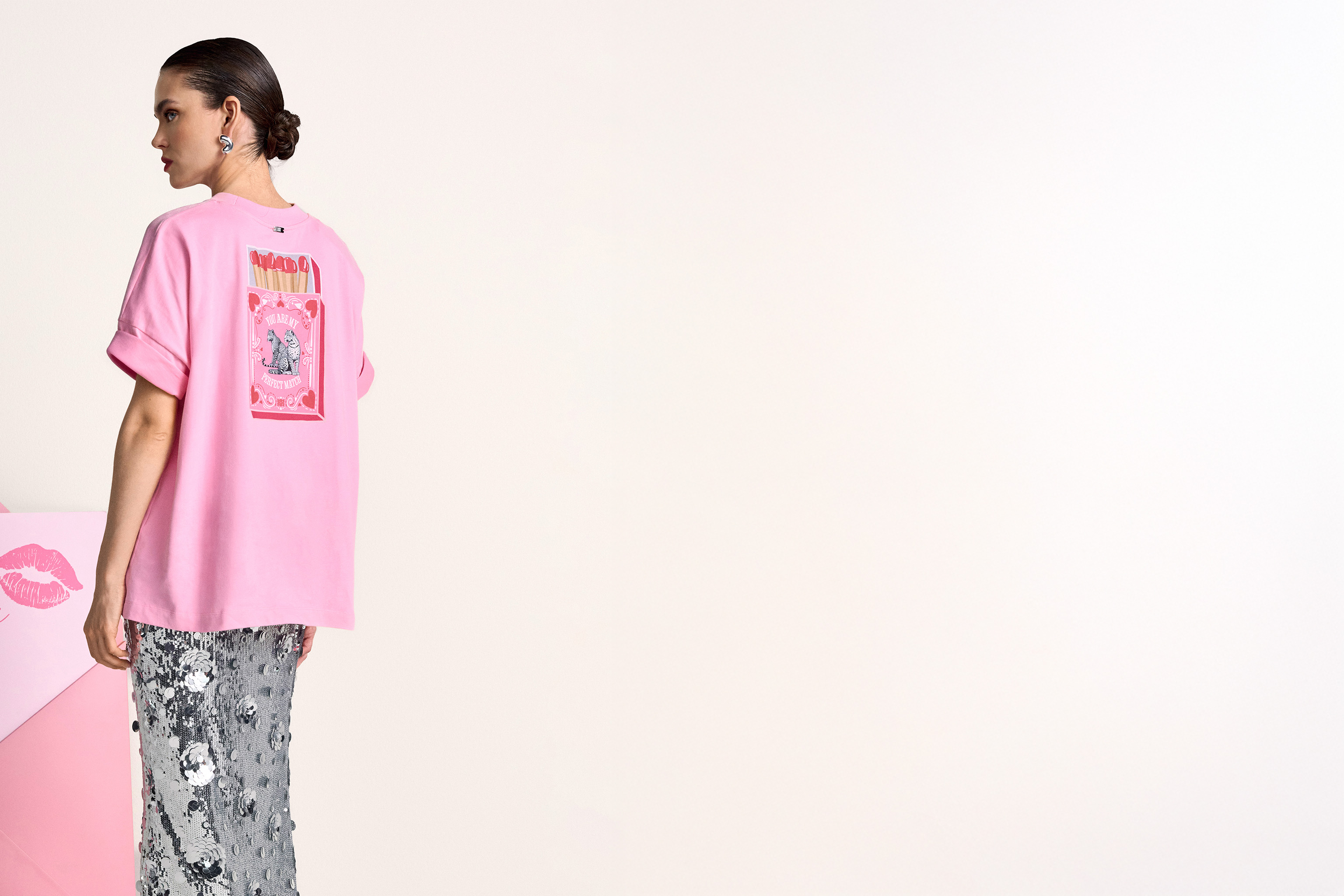 Bekleidung, T-shirt, Person, Hemd