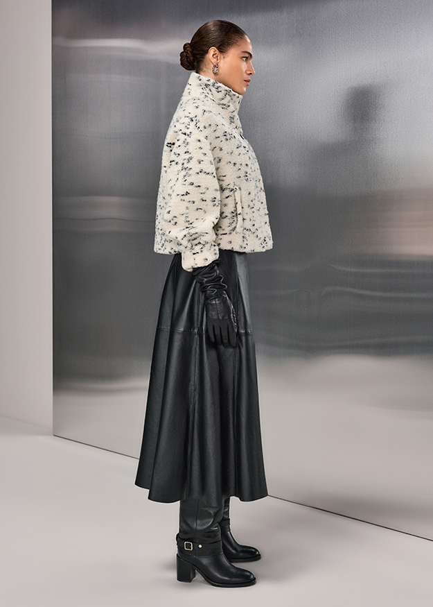 Pullover, Strickjacke, Turtleneck, Kunstpelz, Weiß-Schwarz Muster