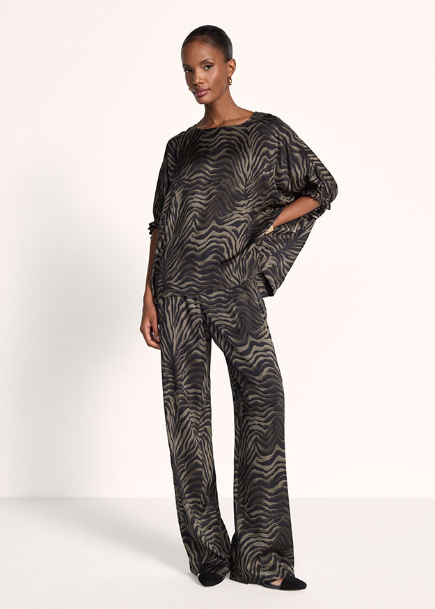Zebra-Print, Oversize-Top, Jersey-Look, Packet-Pants, Beige-Schwarz