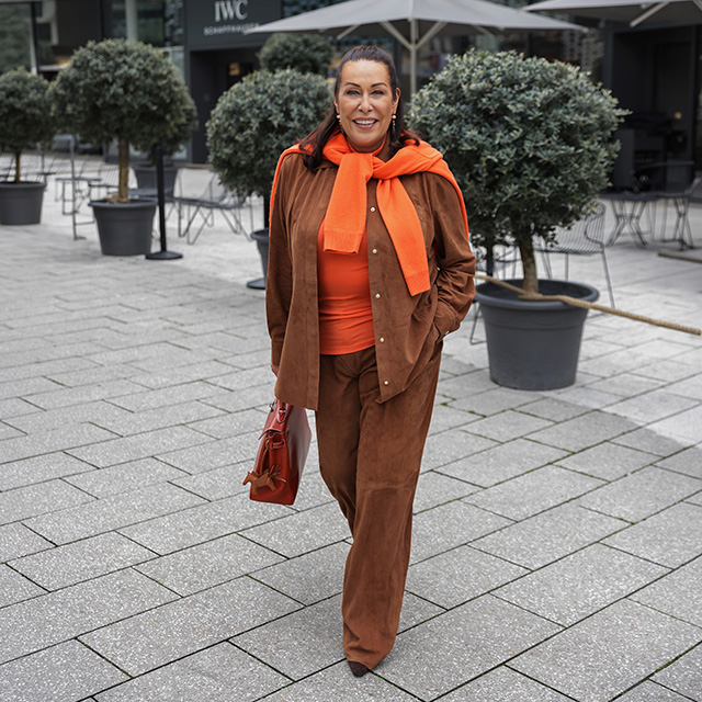 How To Style rich Colours, fine fabrics