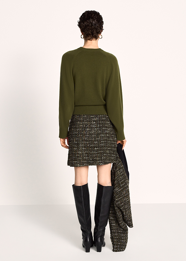 olivgrün, Sweater, Rundhals, Kleidungsstück, Stiefel