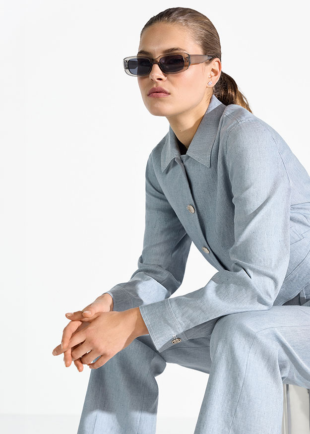 Sonnenbrille, Klassische Jacke, Lichtblaue Jeansjacke, Langarm, Knopfverschluss