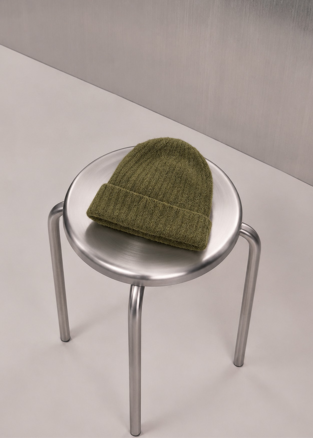 Mütze, Beanie, Wolle, Olive, Stapelstuhl