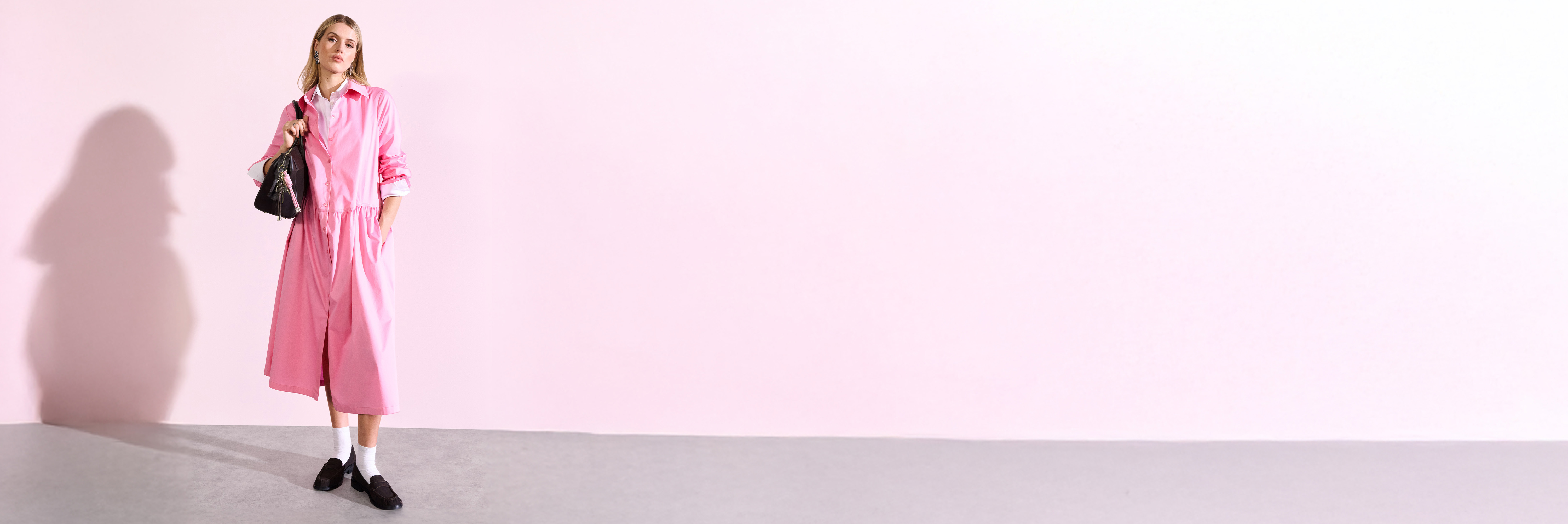 Kleid, Langarm, Schuh, Abendkleid, Hoher Absatz