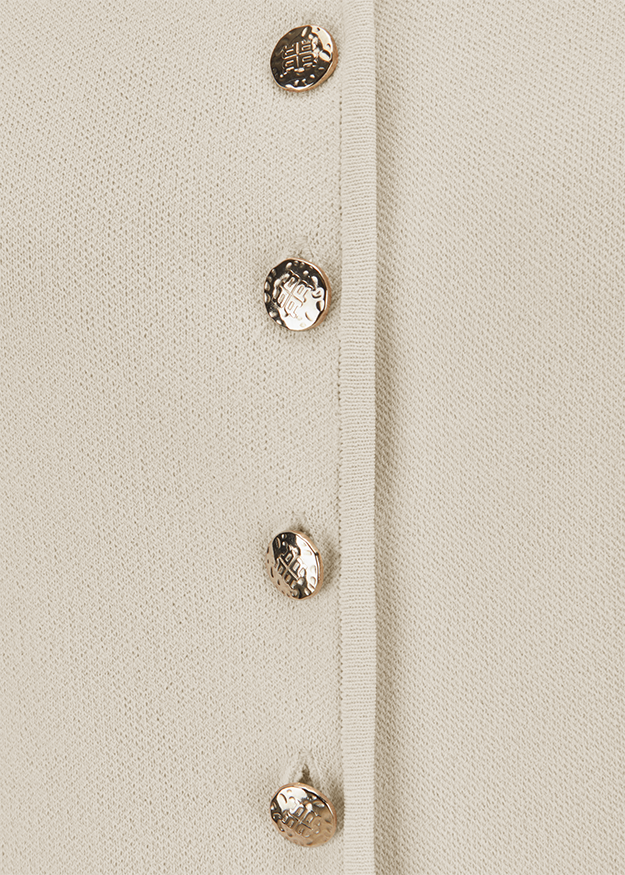 beige, Knopfdetail, Knopf, Kragen?, Cardigan?